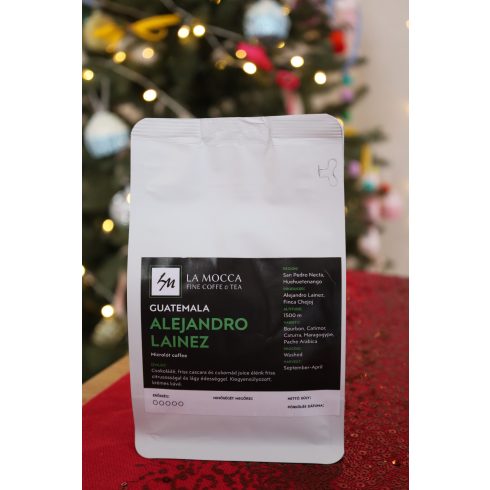  HARIO V60 FILTER KÁVÉKÉSZÍTŐ  + 250 gr specialty szemes kávé